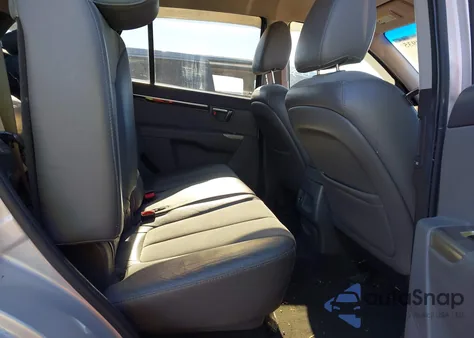 2011 Hyundai Santa Fe Se z USA, uszkodzony, nr VIN 5XYZHDAG8BG085315